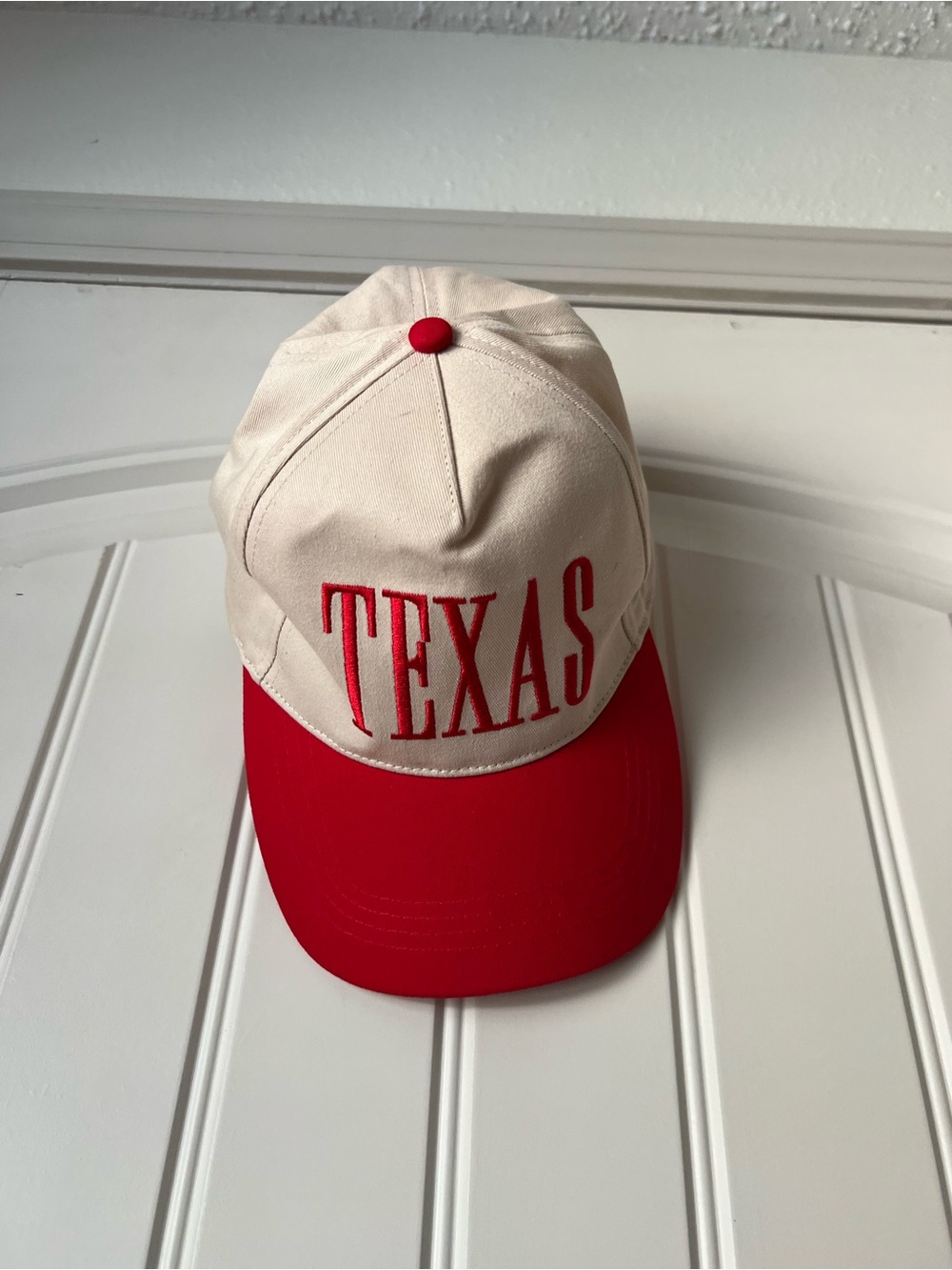 Embroidered Red and Cream Texas Hat